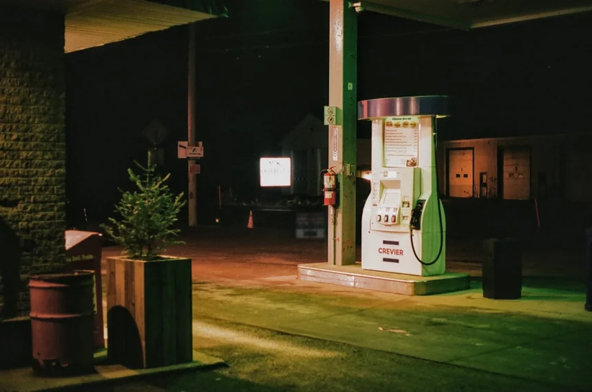Gas.