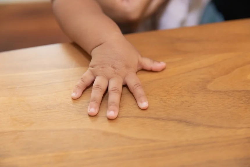 Hand,